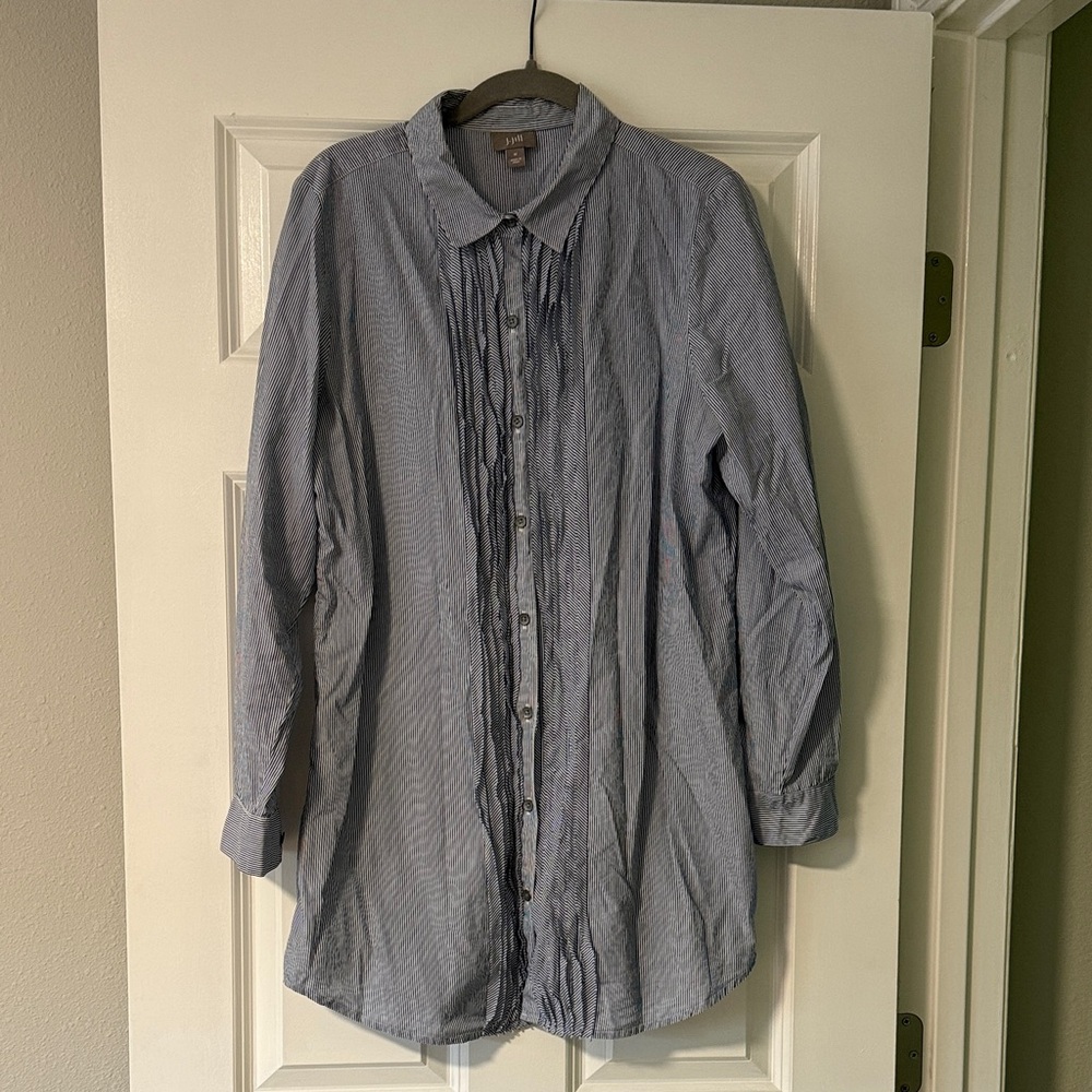 J. Jill Ruffle Front Blue Button Down Shirt - Picture 2 of 4